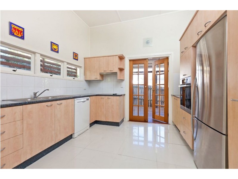 40 Norman Avenue, Norman Park QLD 4170