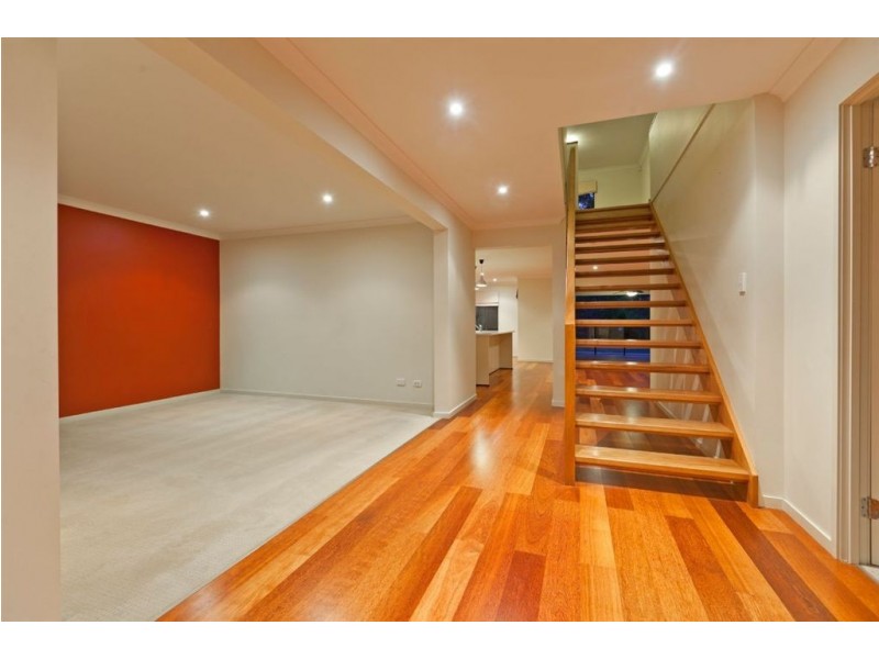 11 Darling Terrace, Wakerley QLD 4154