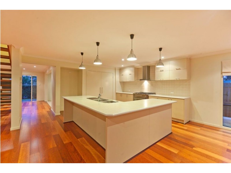 11 Darling Terrace, Wakerley QLD 4154