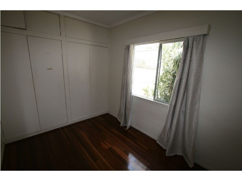 75 Southwick Street, Wynnum QLD 4178