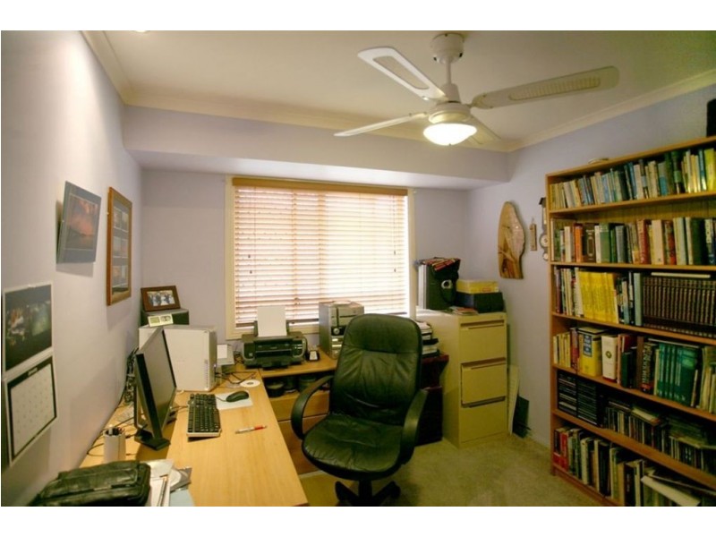 15 St Helena Place, Tingalpa QLD 4173