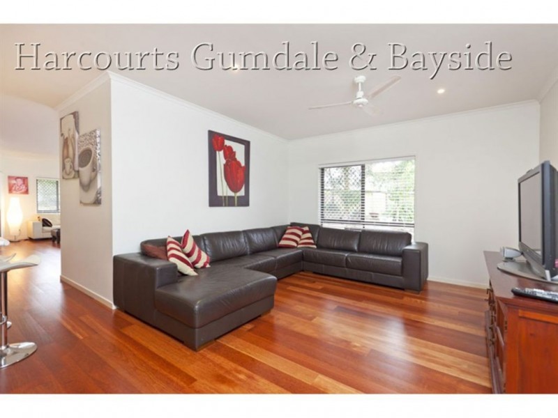 77 Brokenwood Circuit, Gumdale QLD 4154