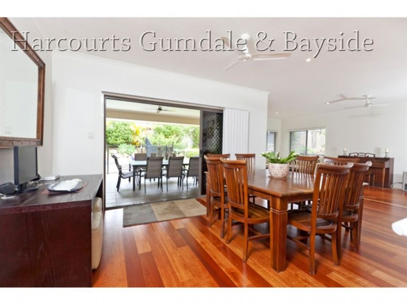 77 Brokenwood Circuit, Gumdale QLD 4154