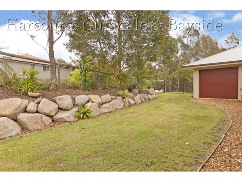 77 Brokenwood Circuit, Gumdale QLD 4154