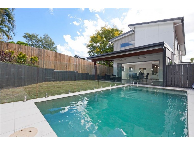 116 Pine Street, Wynnum QLD 4178