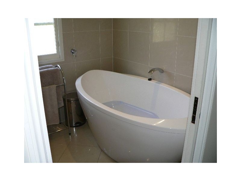 20 Parkview Avenue, Wynnum QLD 4178