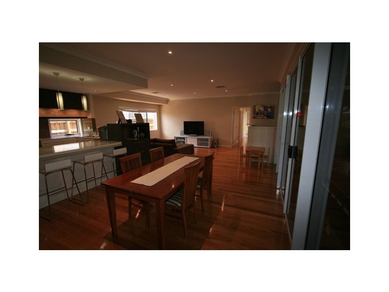 11 Robin Close, Wakerley QLD 4154
