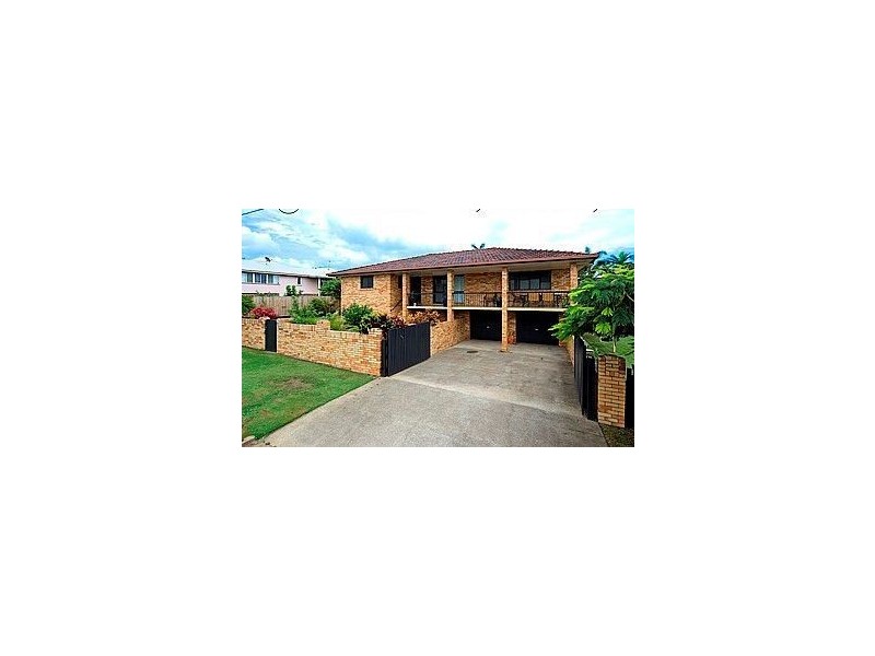 220 Gordon Parade, Manly QLD 4179