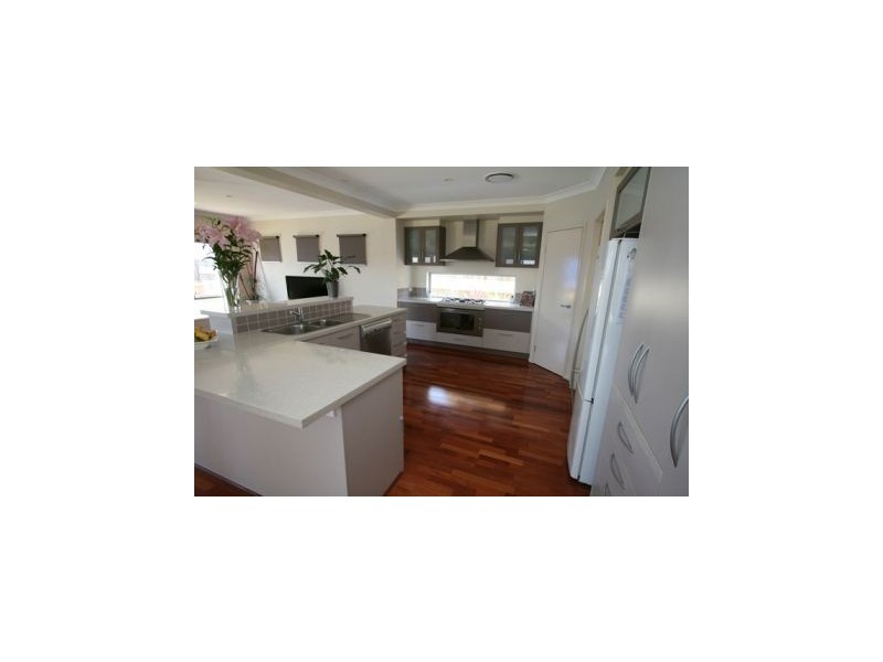 68 Red Gum Crescent, Gumdale QLD 4154