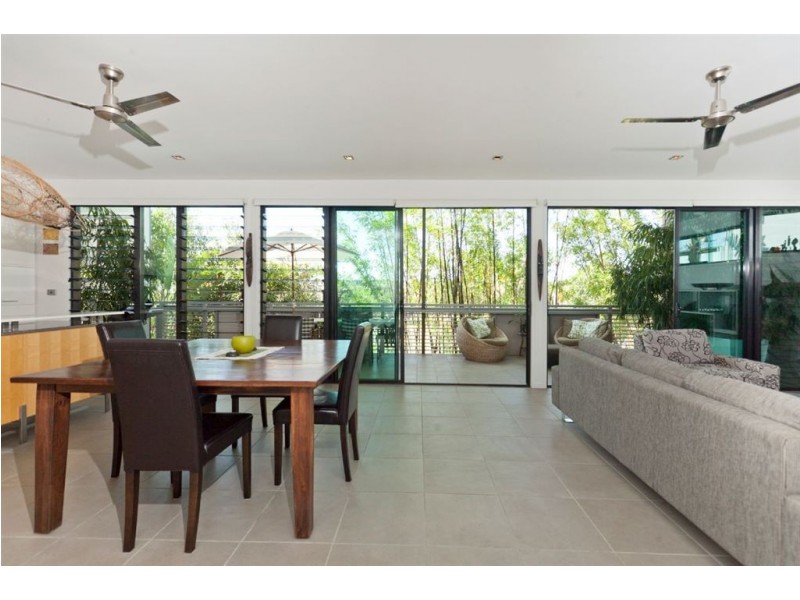3 Dock Lane, Bulimba QLD 4171