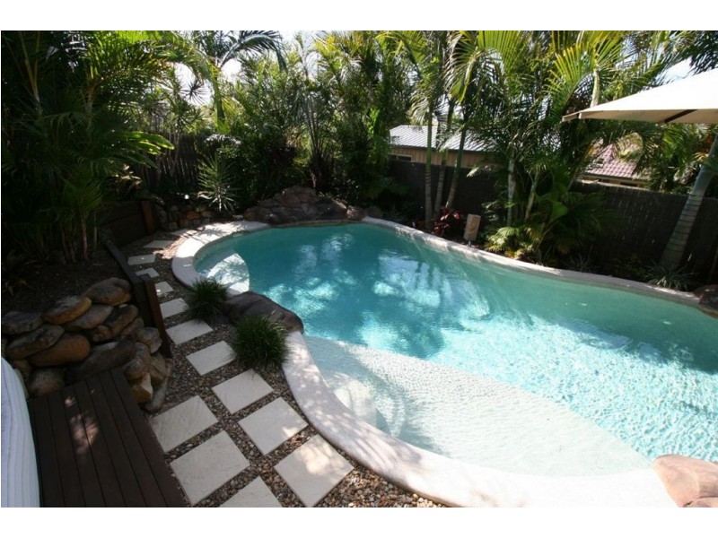 10 Springall Place, Wakerley QLD 4154