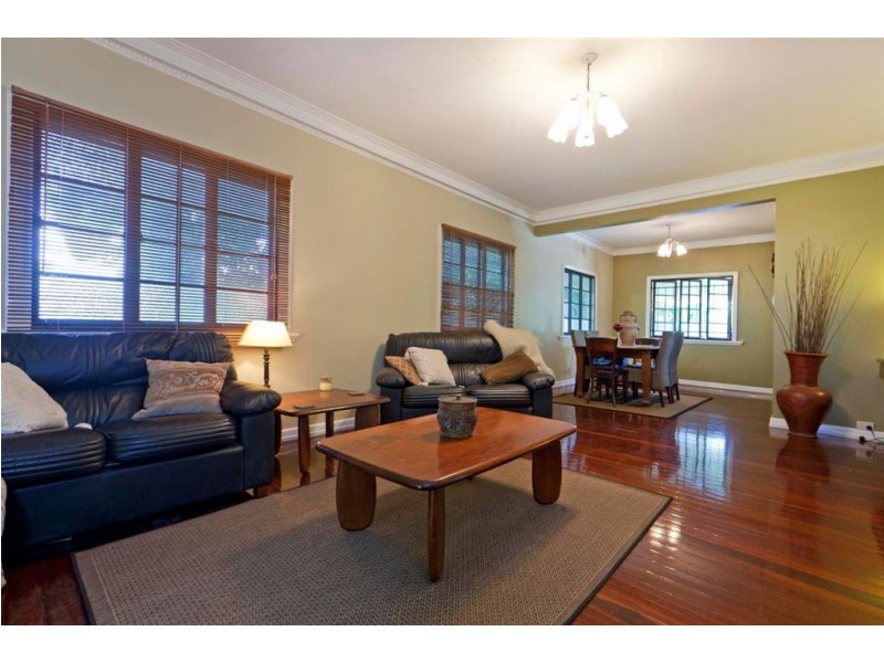 602 Vulture Street East, East Brisbane QLD 4169