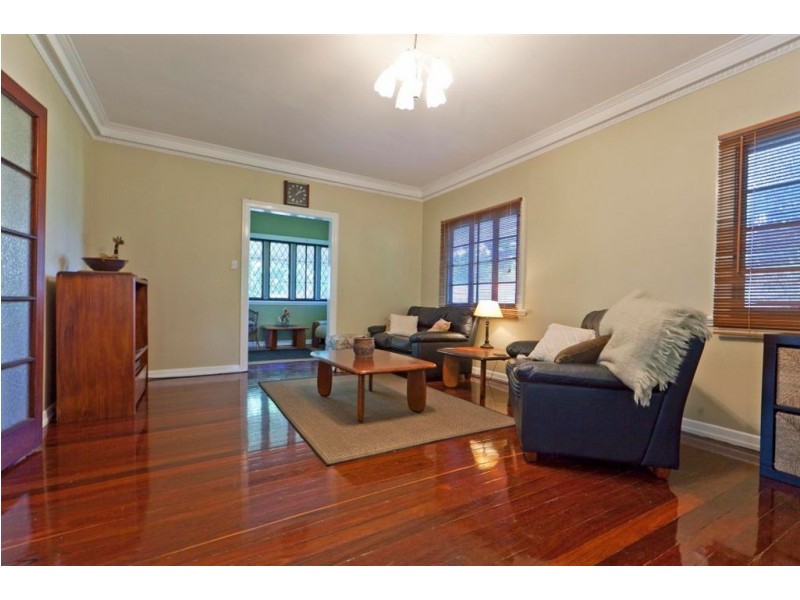 602 Vulture Street East, East Brisbane QLD 4169