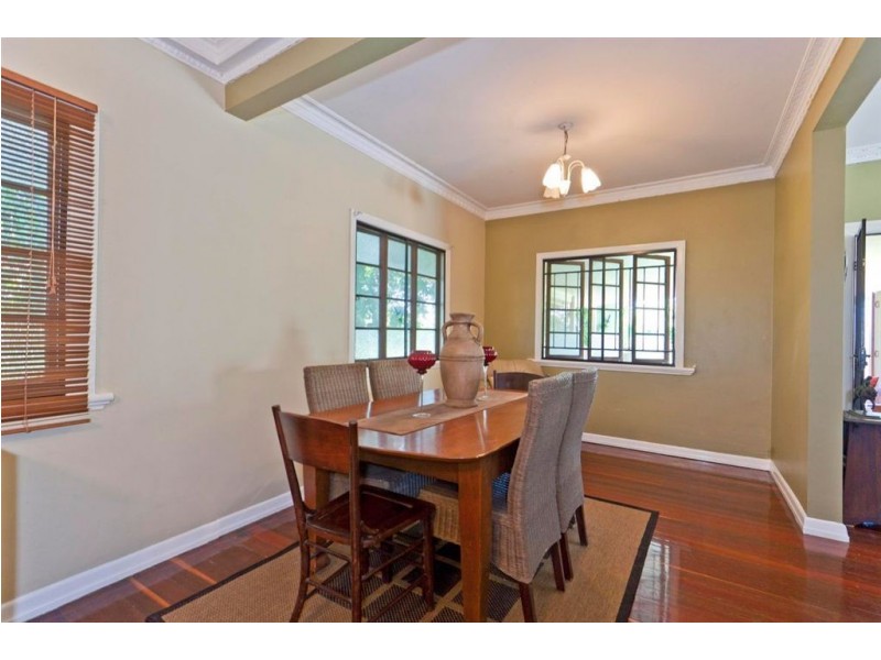 602 Vulture Street East, East Brisbane QLD 4169