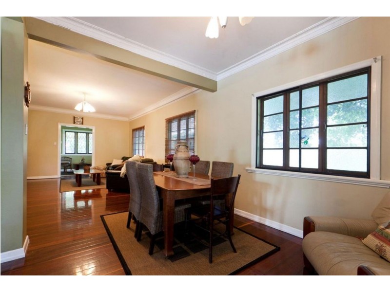 602 Vulture Street East, East Brisbane QLD 4169