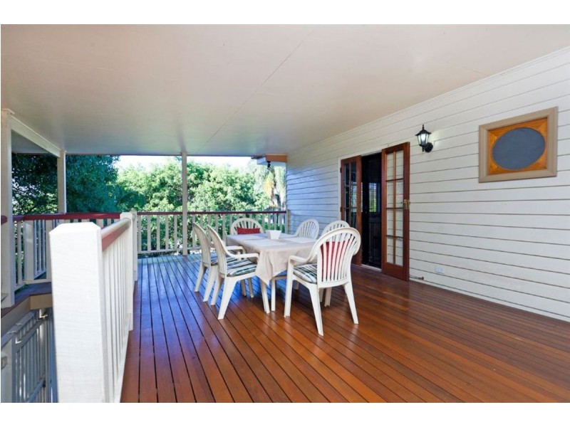 602 Vulture Street East, East Brisbane QLD 4169