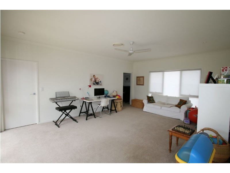 19 Watervale Parade, Wakerley QLD 4154