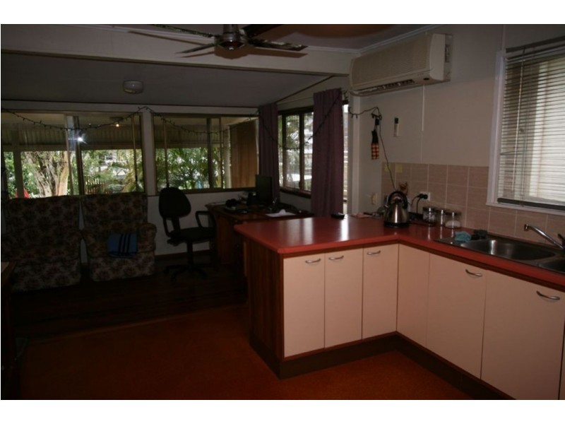 36 Villiers Street, Lota QLD 4179