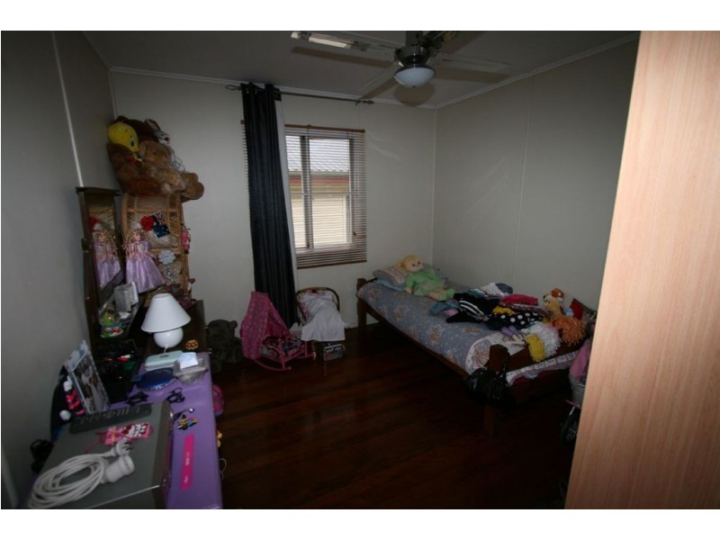 36 Villiers Street, Lota QLD 4179