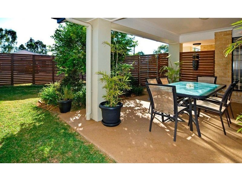 45 Lexey Crescent, Wakerley QLD 4154