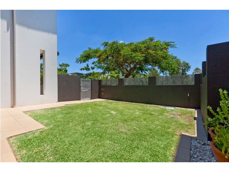 59 Waterline Crescent, Bulimba QLD 4171