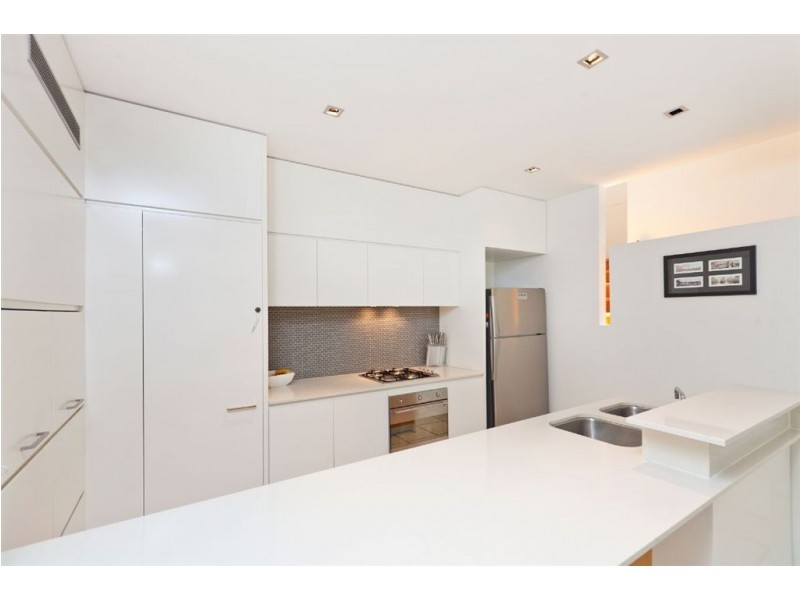 59 Waterline Crescent, Bulimba QLD 4171