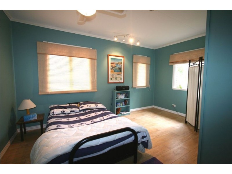 47 Killarney Avenue, Manly West QLD 4179