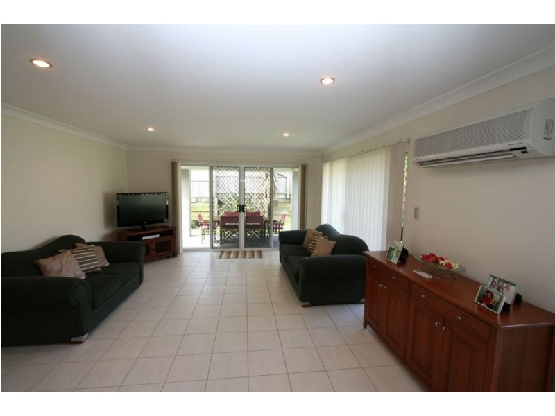 17 Olsen Court, Wakerley QLD 4154