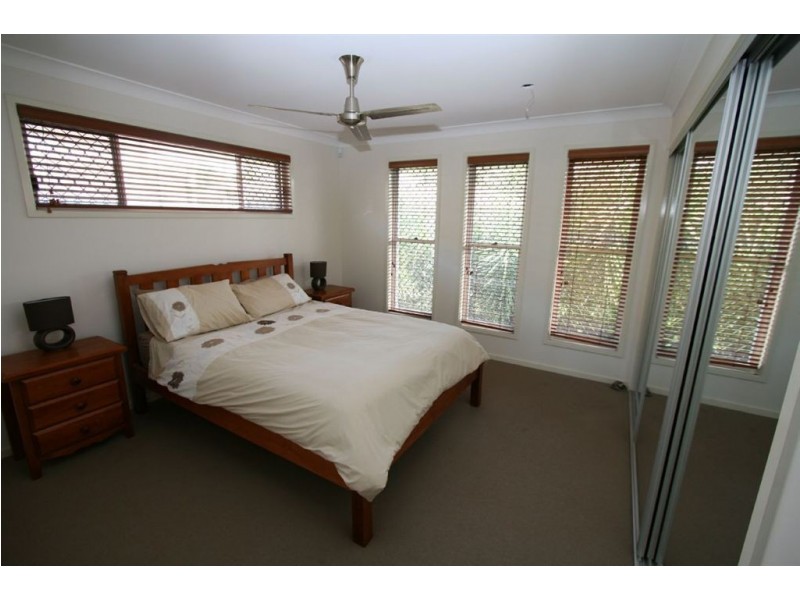 17 Olsen Court, Wakerley QLD 4154