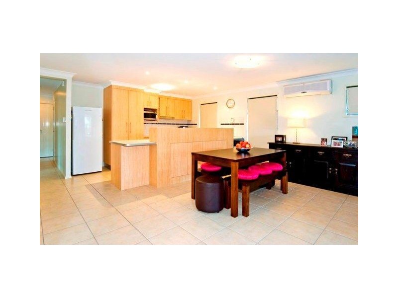 6 Daphne Place, Wakerley QLD 4154