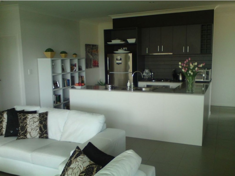 12 Lockyer Place, Wakerley QLD 4154