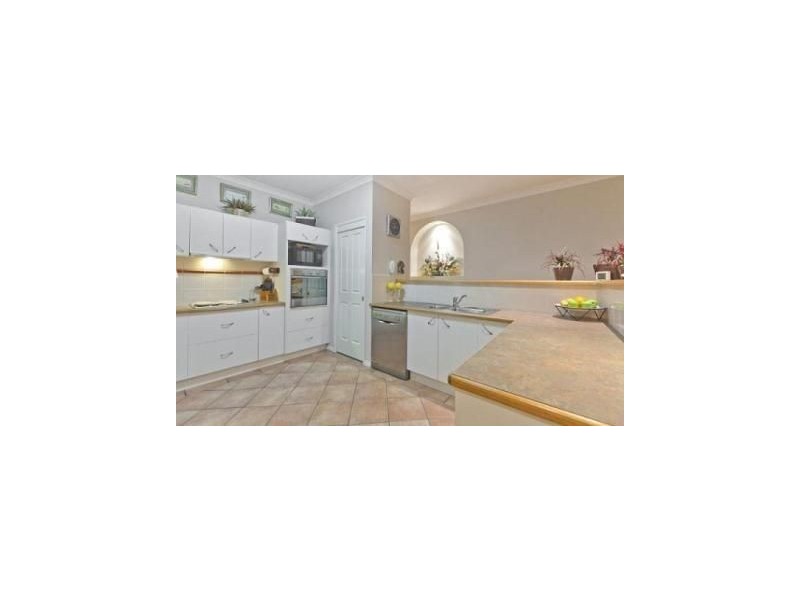 11 Razorback Close, Carindale QLD 4152