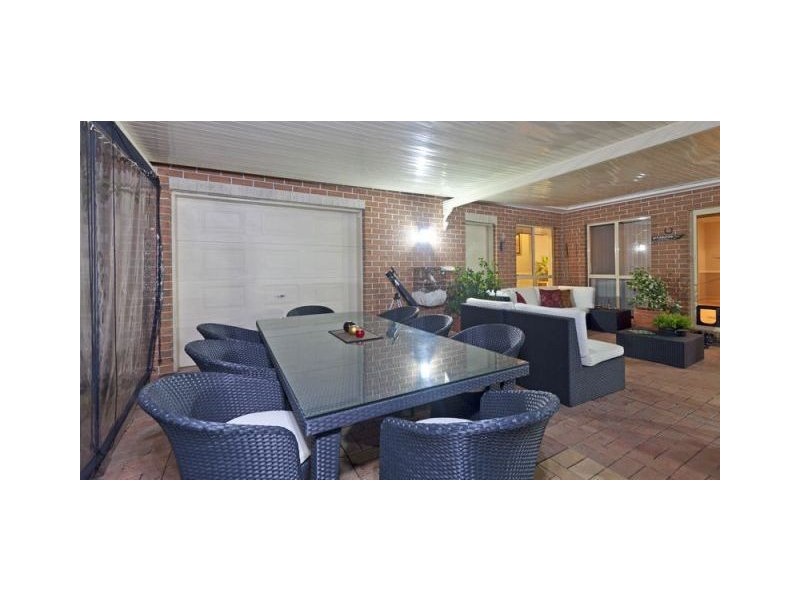 11 Razorback Close, Carindale QLD 4152