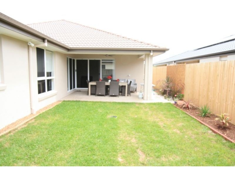 29 Foxwood Circuit, Wakerley QLD 4154
