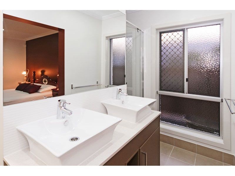 7 Feathertail Place, Gumdale QLD 4154