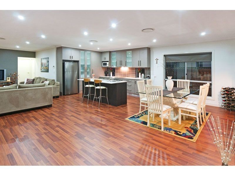 7 Feathertail Place, Gumdale QLD 4154