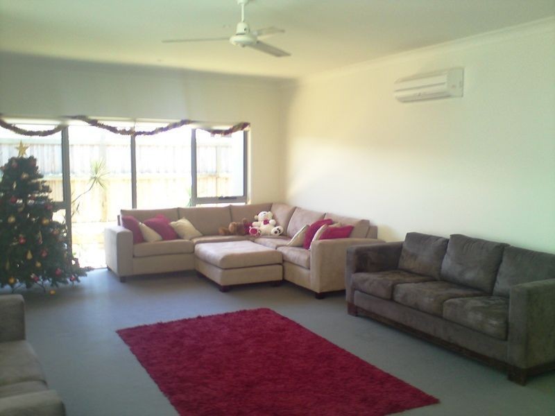 37 Watervale Parade, Wakerley QLD 4154