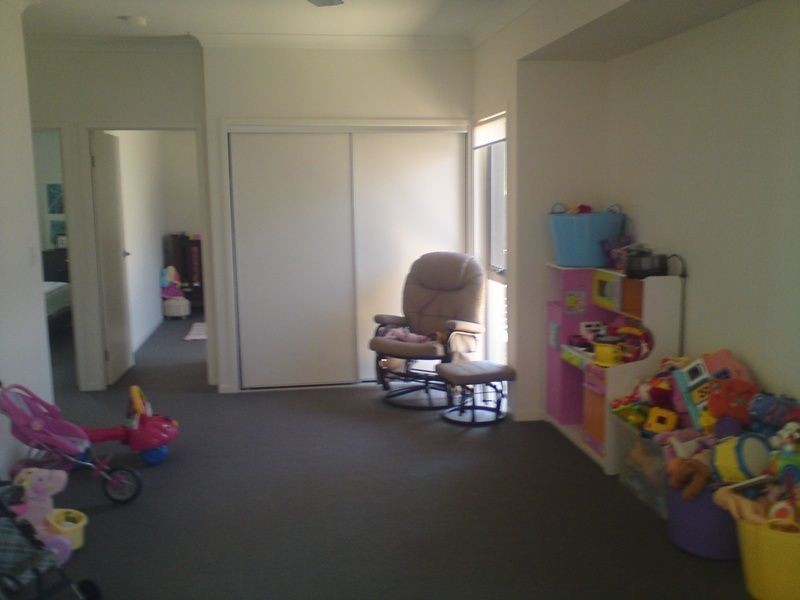 37 Watervale Parade, Wakerley QLD 4154