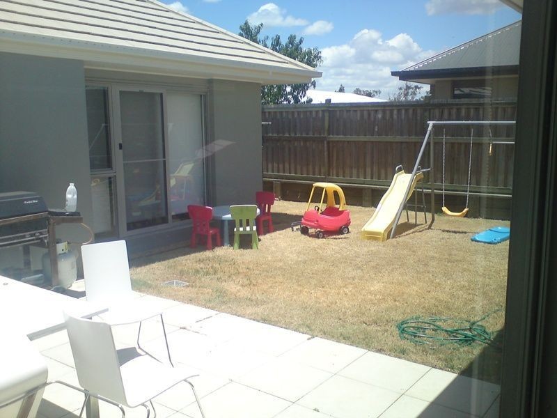 37 Watervale Parade, Wakerley QLD 4154