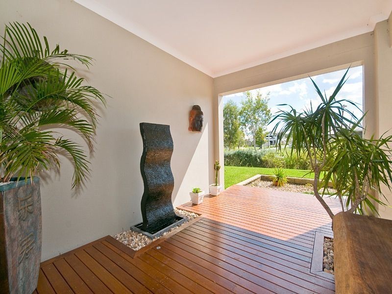 27 Red Gum Crescent, Wakerley QLD 4154