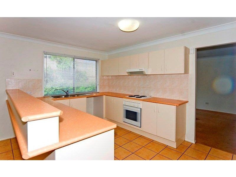 102 Hargreaves Road, Manly West QLD 4179