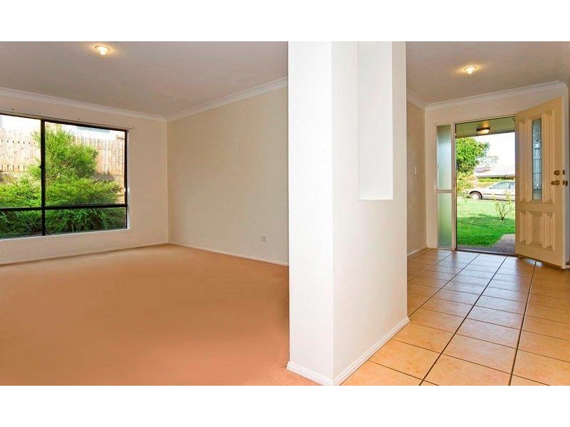 102 Hargreaves Road, Manly West QLD 4179