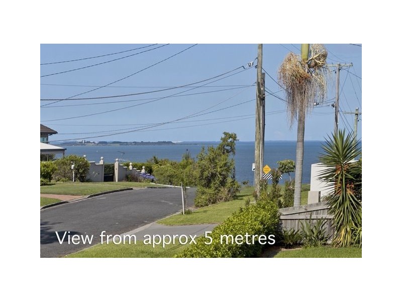 46 Crown Street, Wynnum QLD 4178