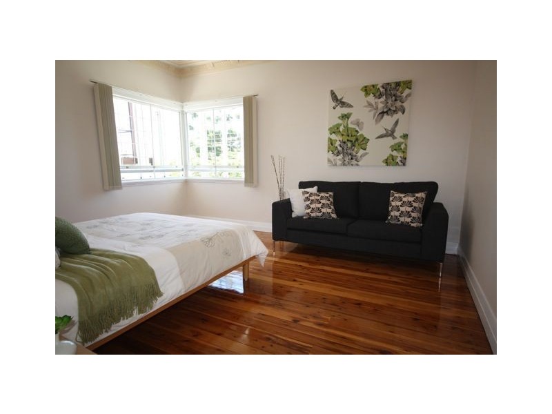 46 Crown Street, Wynnum QLD 4178
