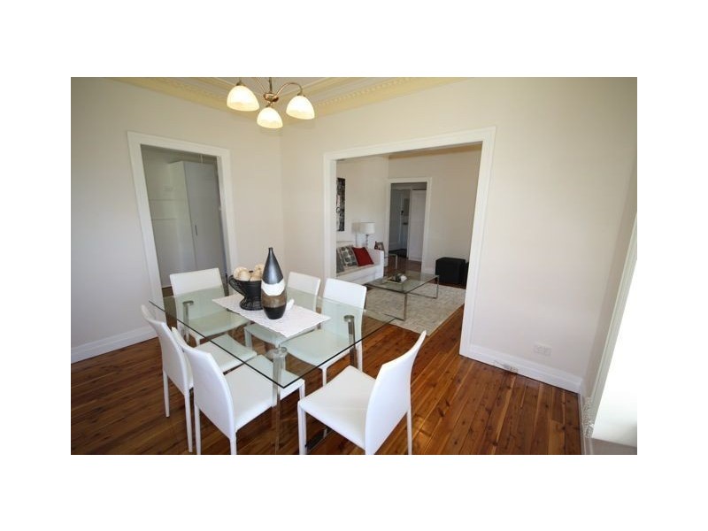 46 Crown Street, Wynnum QLD 4178