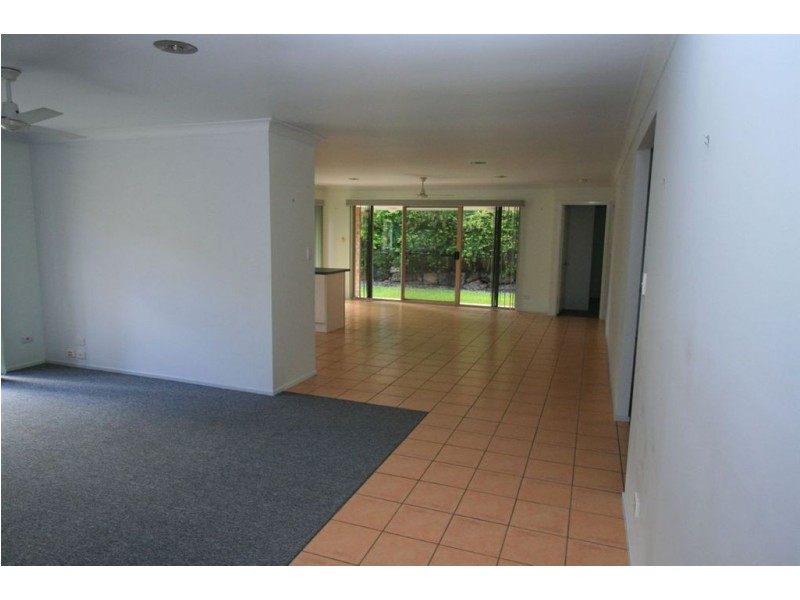 35 Campbell Street, Wakerley QLD 4154
