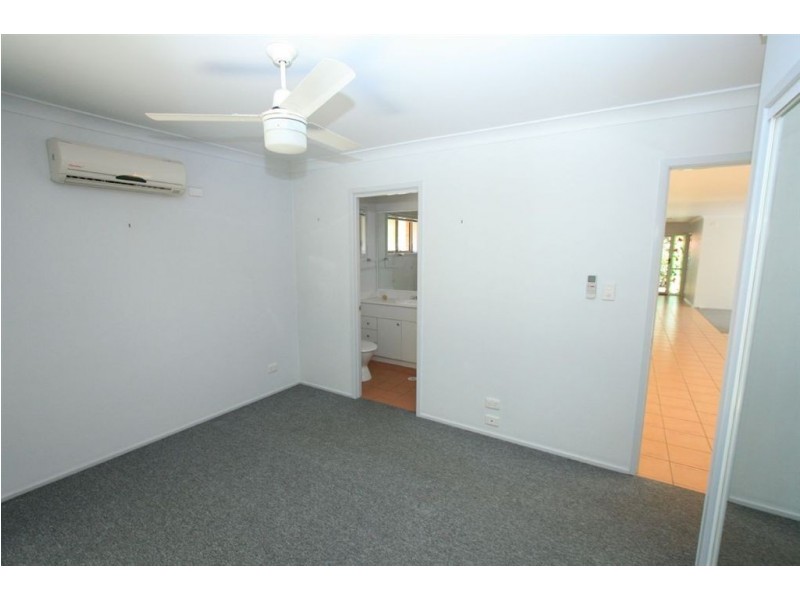 35 Campbell Street, Wakerley QLD 4154