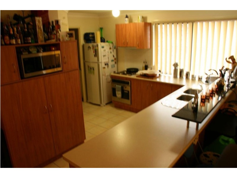 14 Manor Crescent, Wakerley QLD 4154