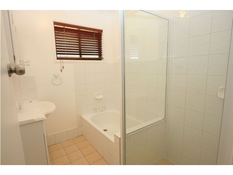 37 Rosella Street, Wellington Point QLD 4160