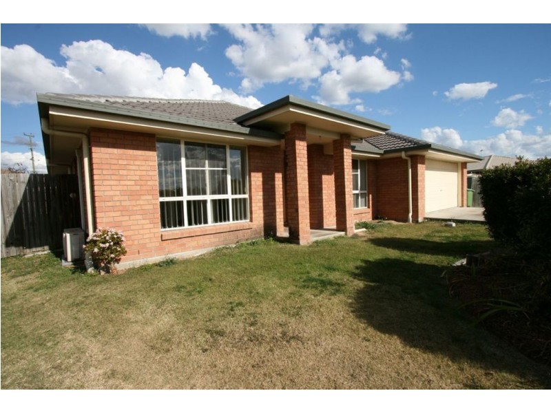 19 Dewhurst Crescent, Raceview QLD 4305